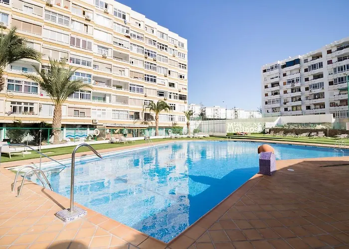 El 303, Relax En Playa Del Ingles